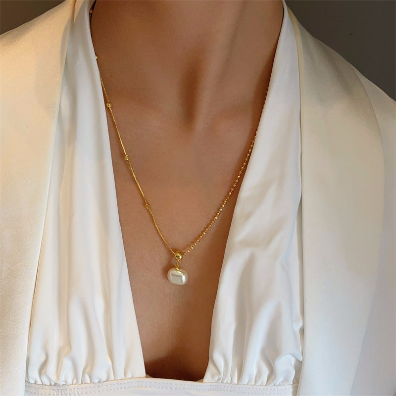 Minimal Chain Necklace