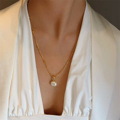 Minimal Chain Necklace