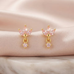 Floral stud earrings